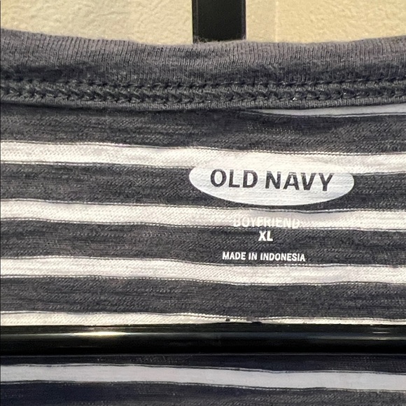 Old Navy White and Navy Striped Tee - Picture 2 of 3